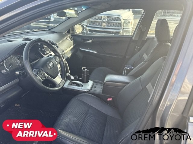 2014 Toyota CAMRY SE
