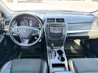 2017 Toyota Camry SE