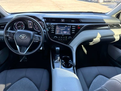 2020 Toyota CAMRY LE