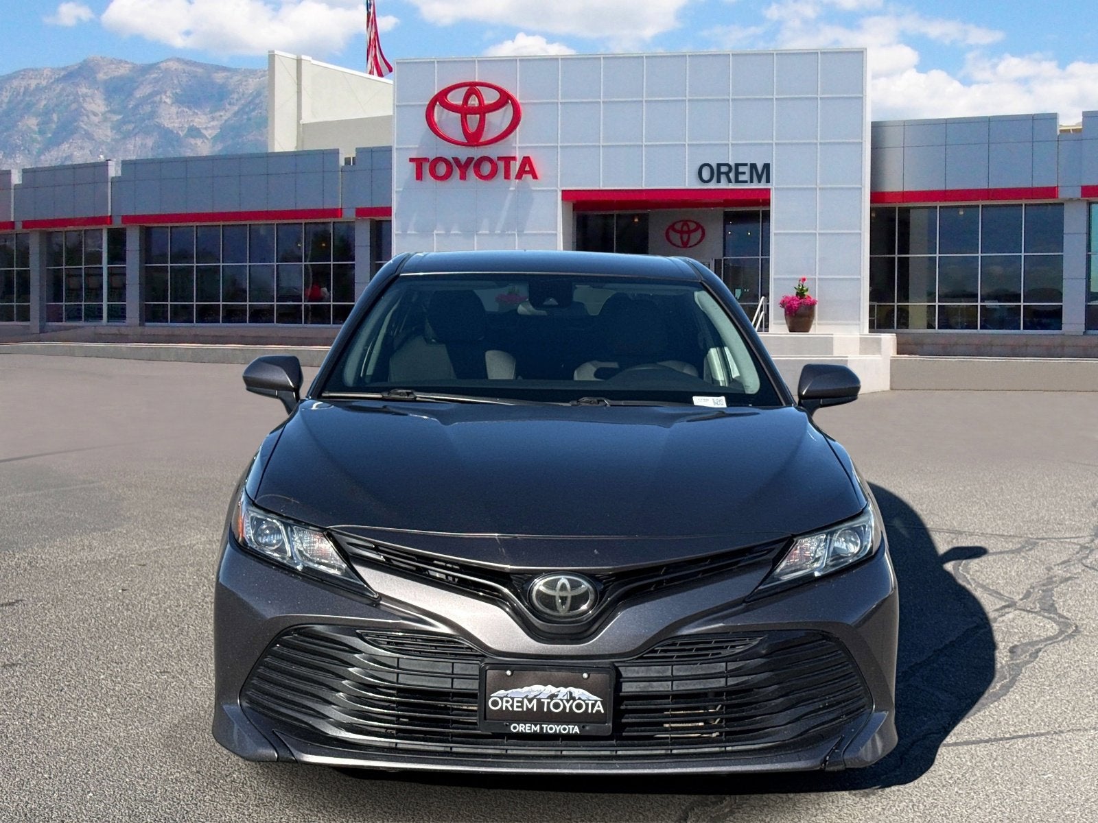 2020 Toyota CAMRY LE