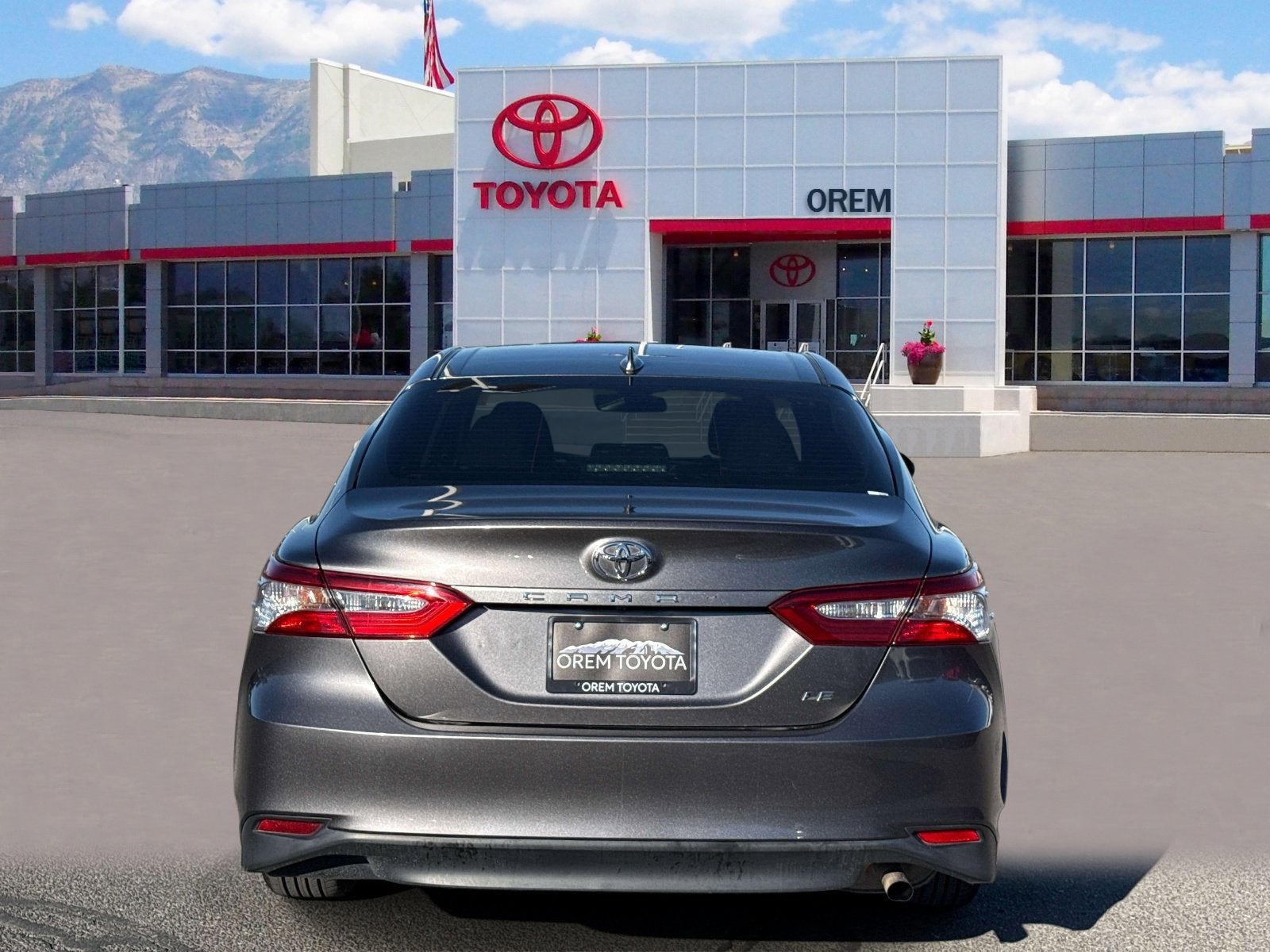 2020 Toyota CAMRY LE