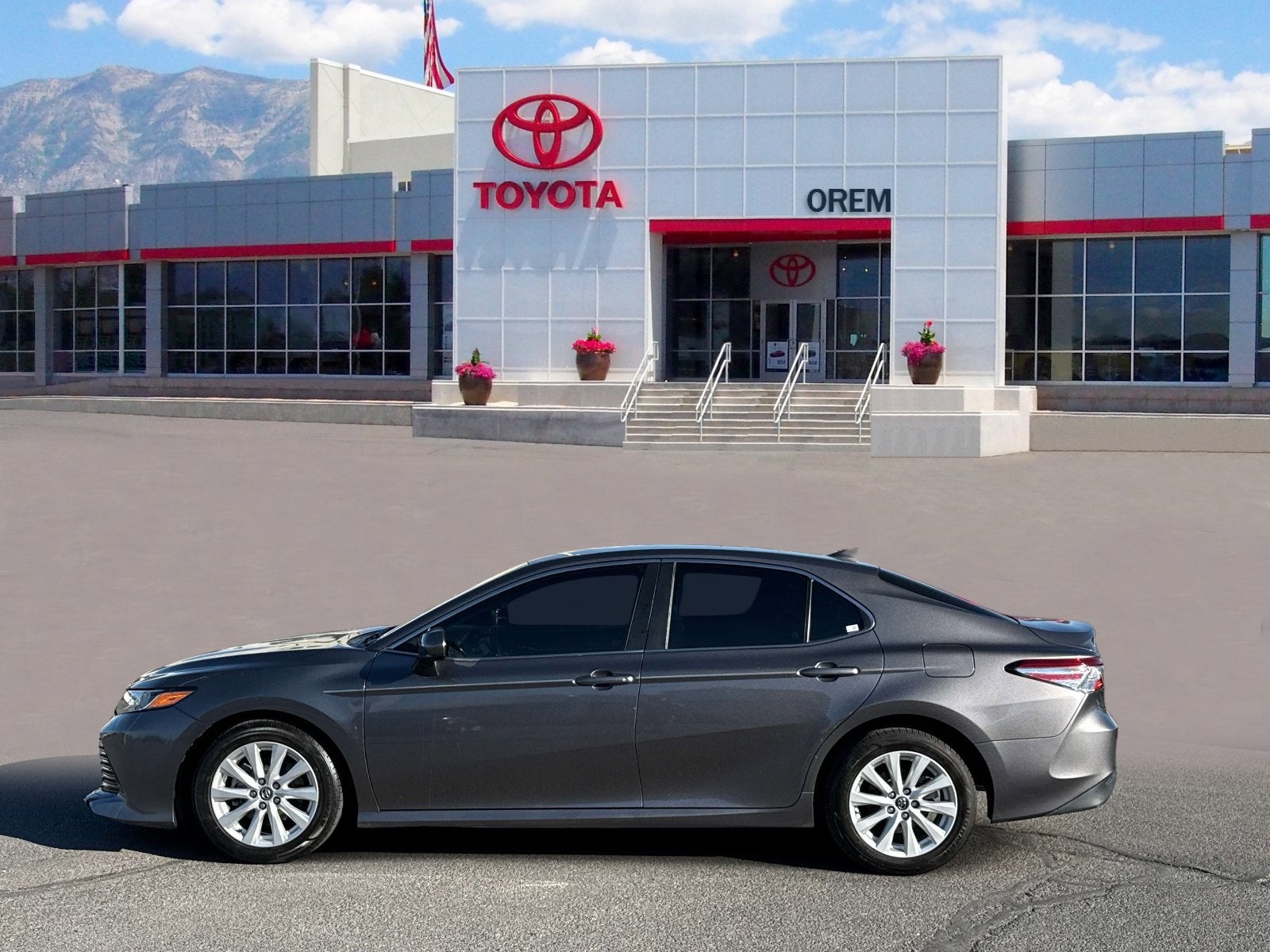 2020 Toyota CAMRY LE
