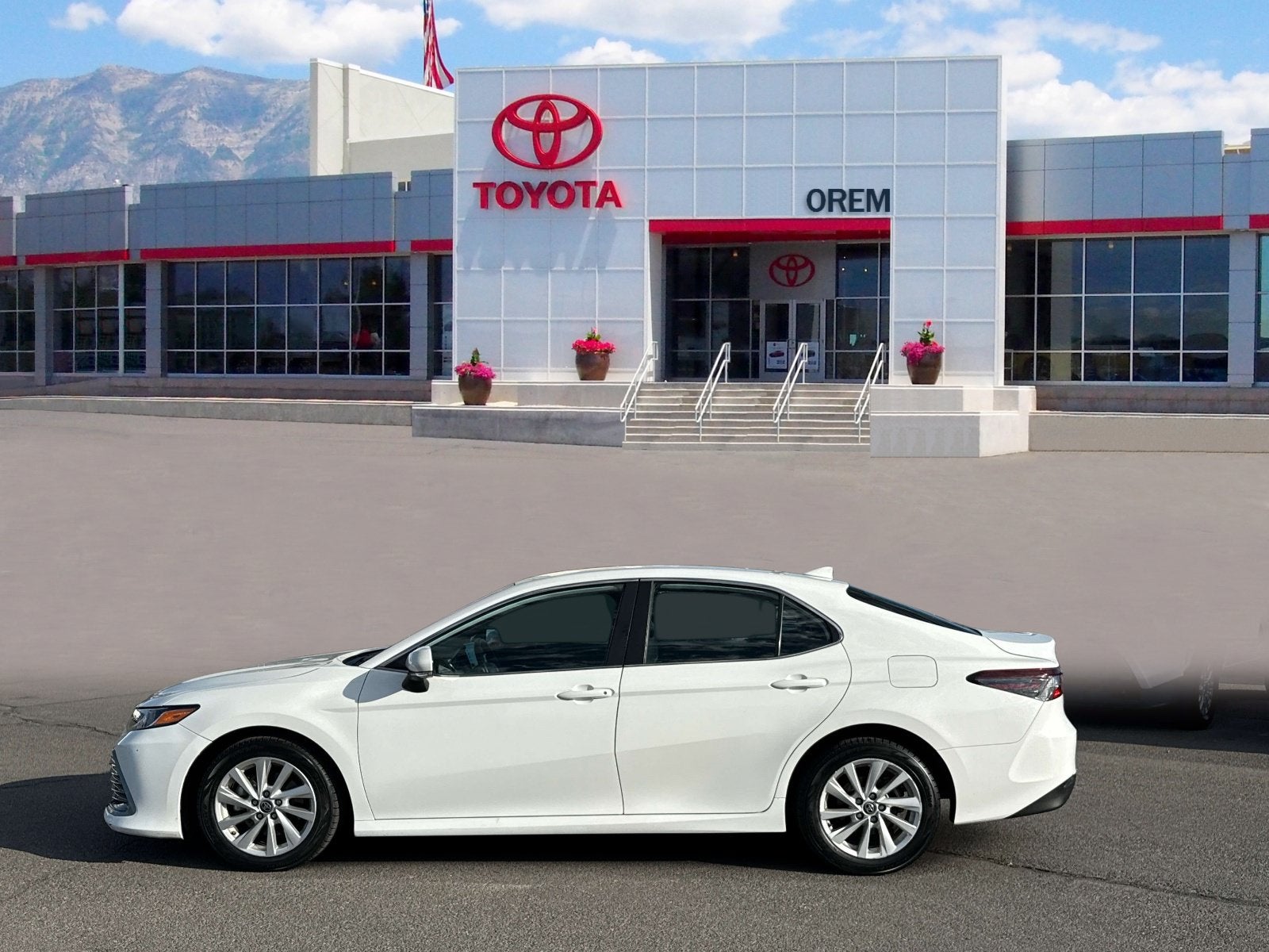 2024 Toyota Camry LE