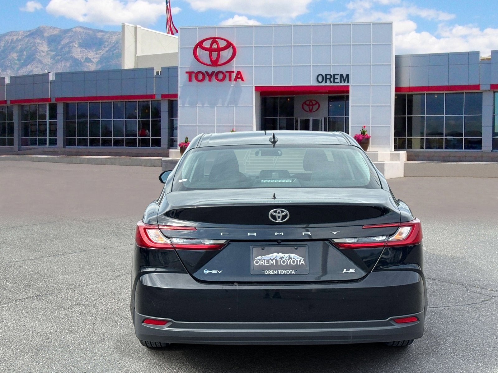 2025 Toyota CAMRY LE