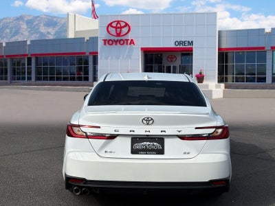 2025 Toyota Camry SE