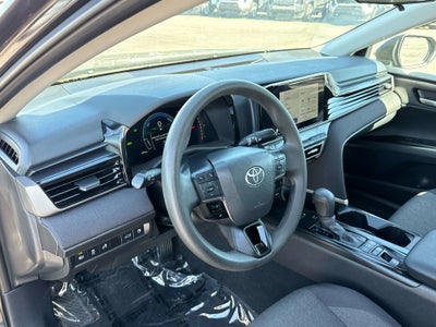 2025 Toyota CAMRY LE