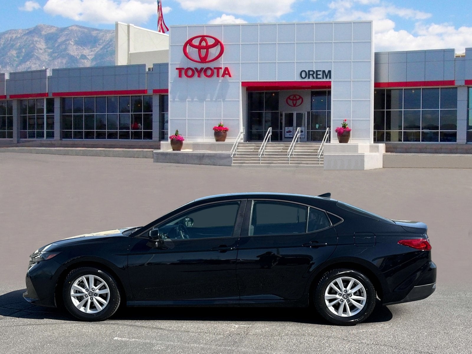 2025 Toyota CAMRY LE