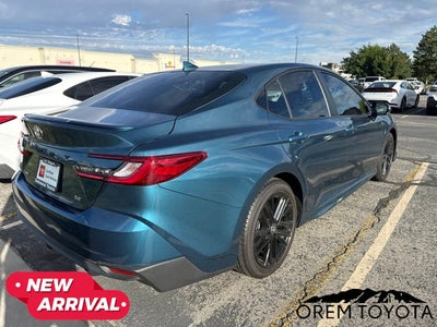 2025 Toyota Camry SE