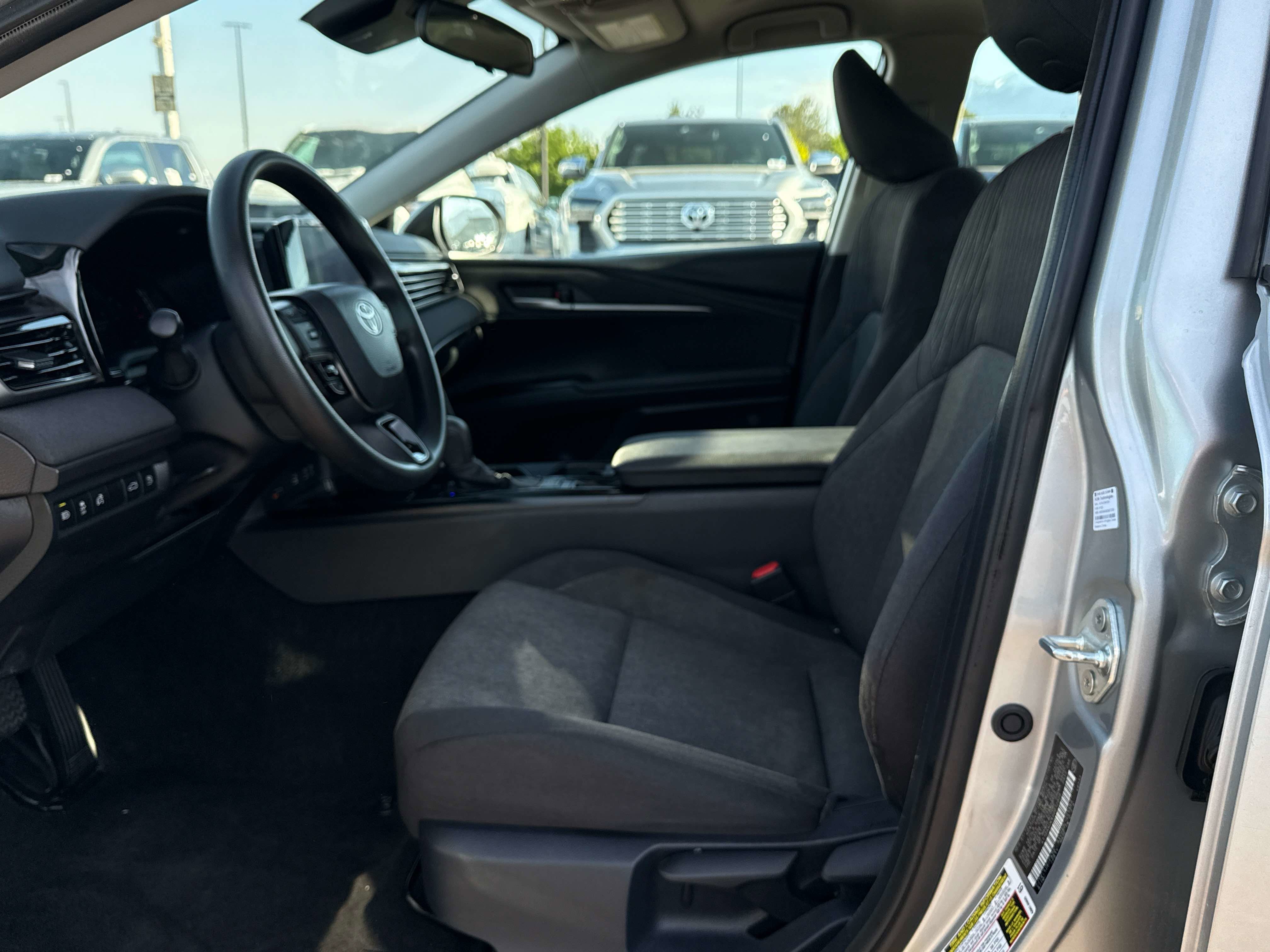2025 Toyota CAMRY LE