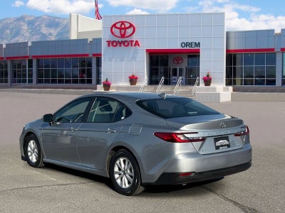 2025 Toyota CAMRY LE