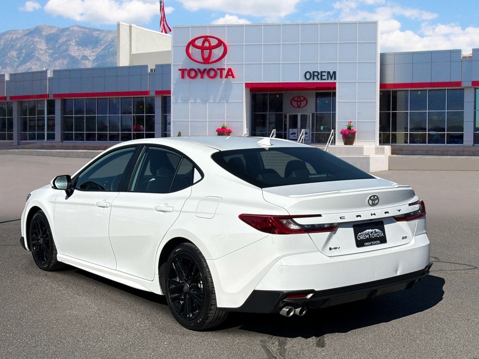 2025 Toyota Camry SE