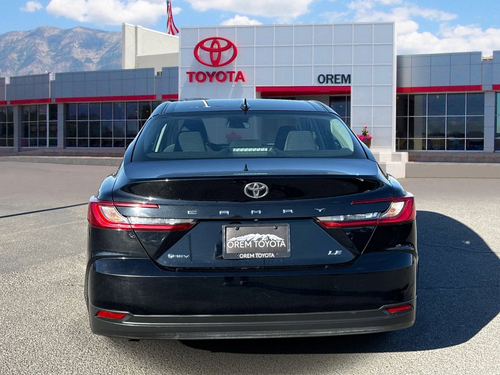 2025 Toyota CAMRY LE