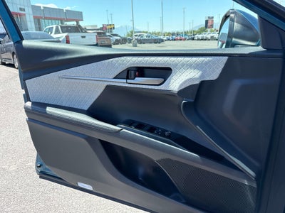 2026 Toyota CAMRY XLE