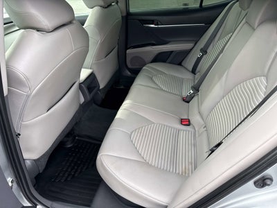 2020 Toyota Camry Hybrid Hybrid SE