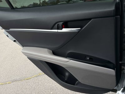 2020 Toyota Camry Hybrid Hybrid SE