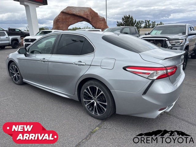 2020 Toyota Camry Hybrid Hybrid SE