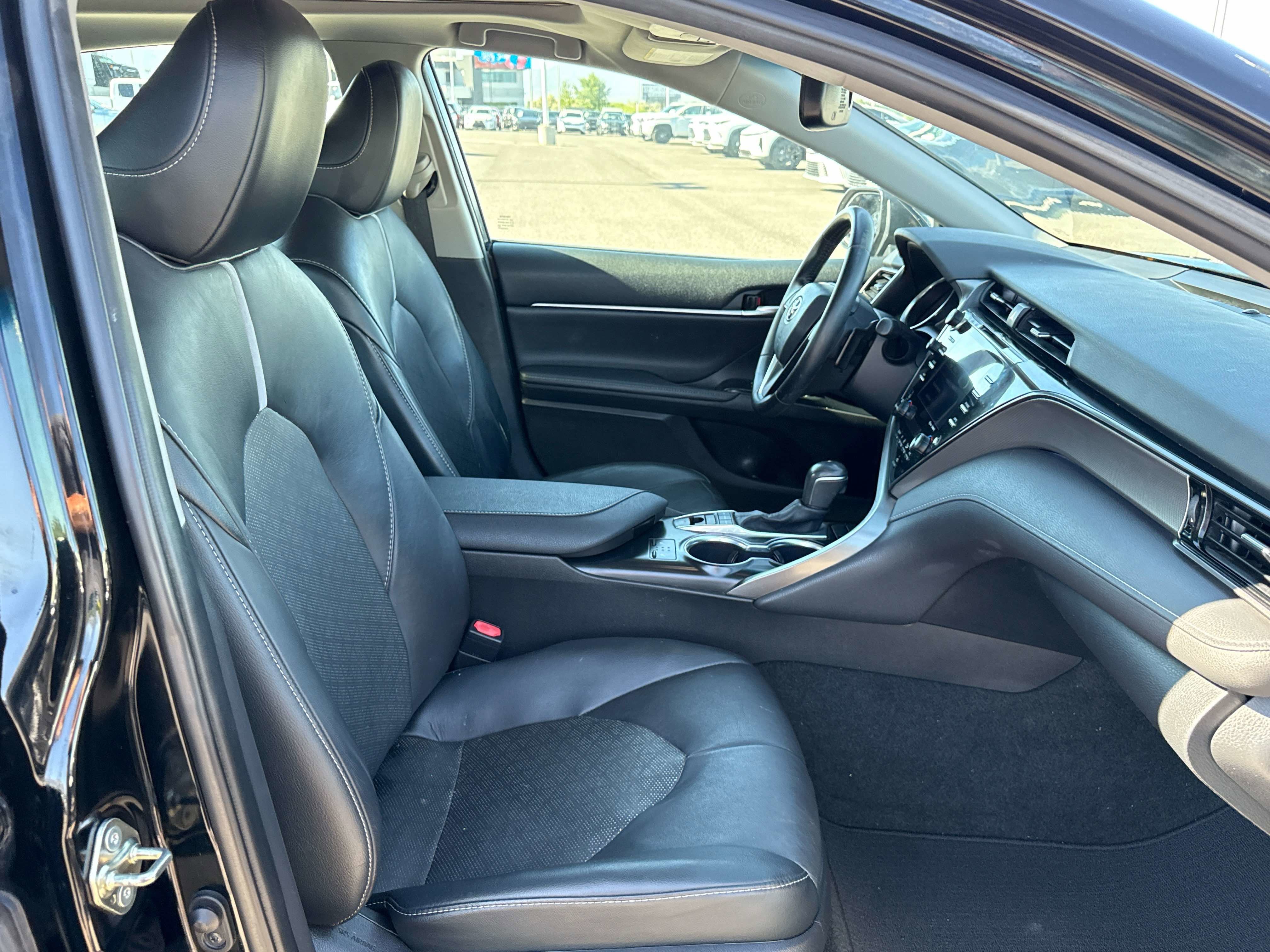2020 Toyota CAMRY XSE