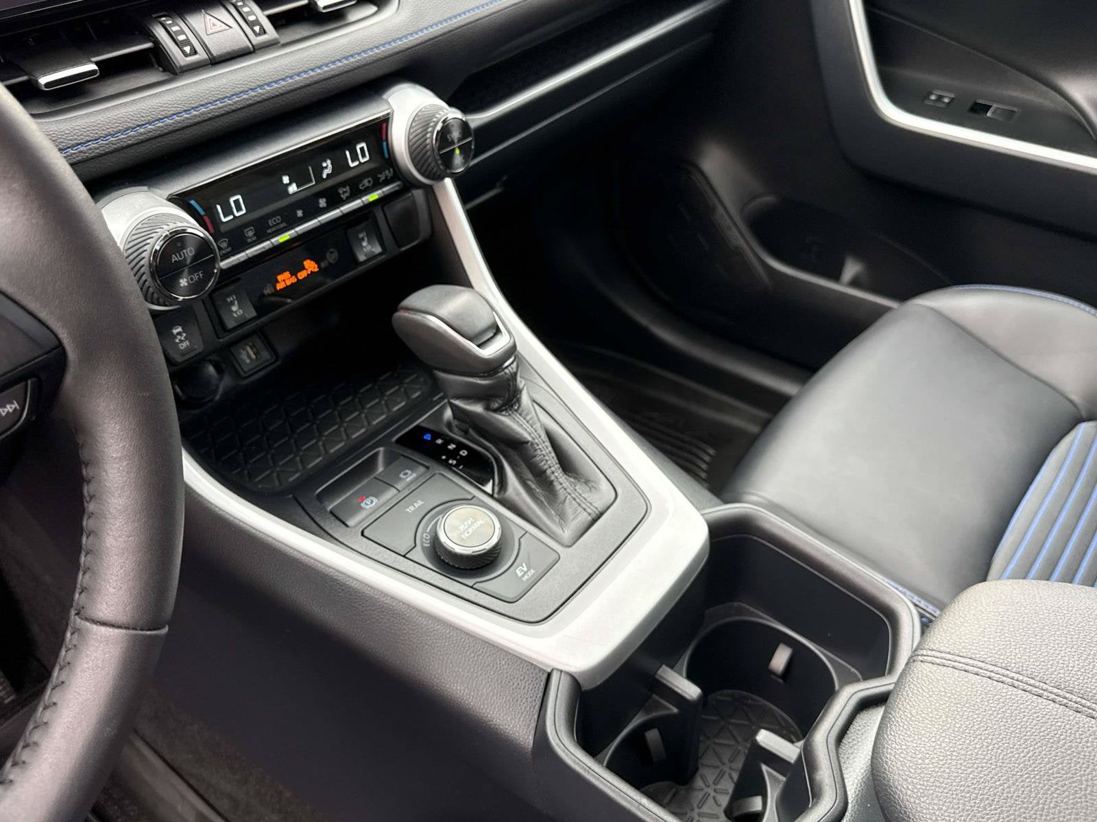 2025 Toyota RAV4 Hybrid Hybrid XSE