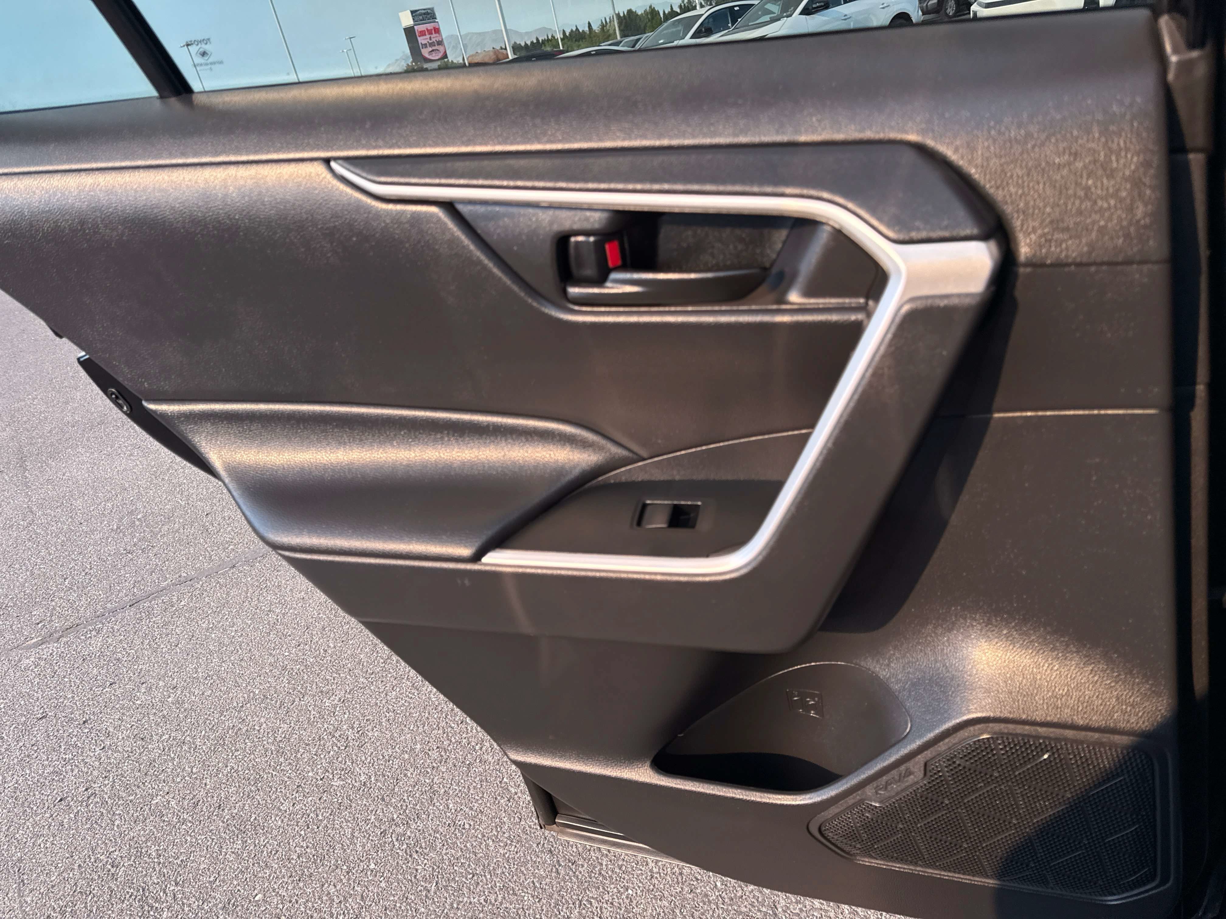 2023 Toyota RAV4 Hybrid Hybrid LE