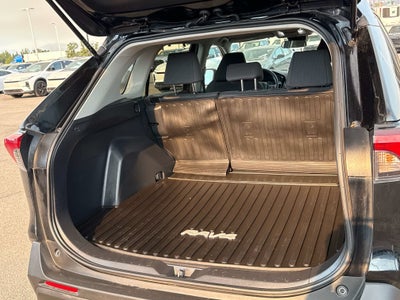 2023 Toyota RAV4 Hybrid Hybrid LE