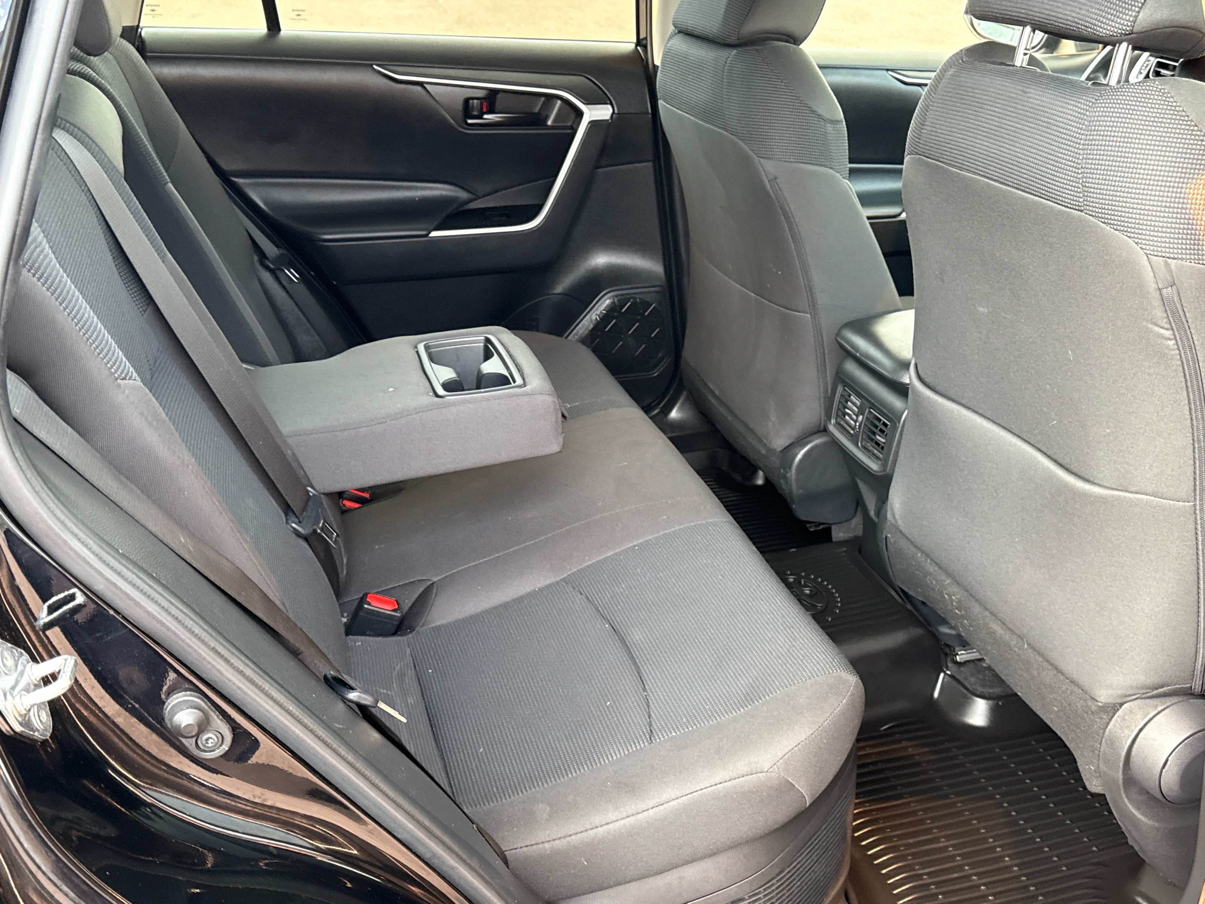 2023 Toyota RAV4 Hybrid Hybrid LE