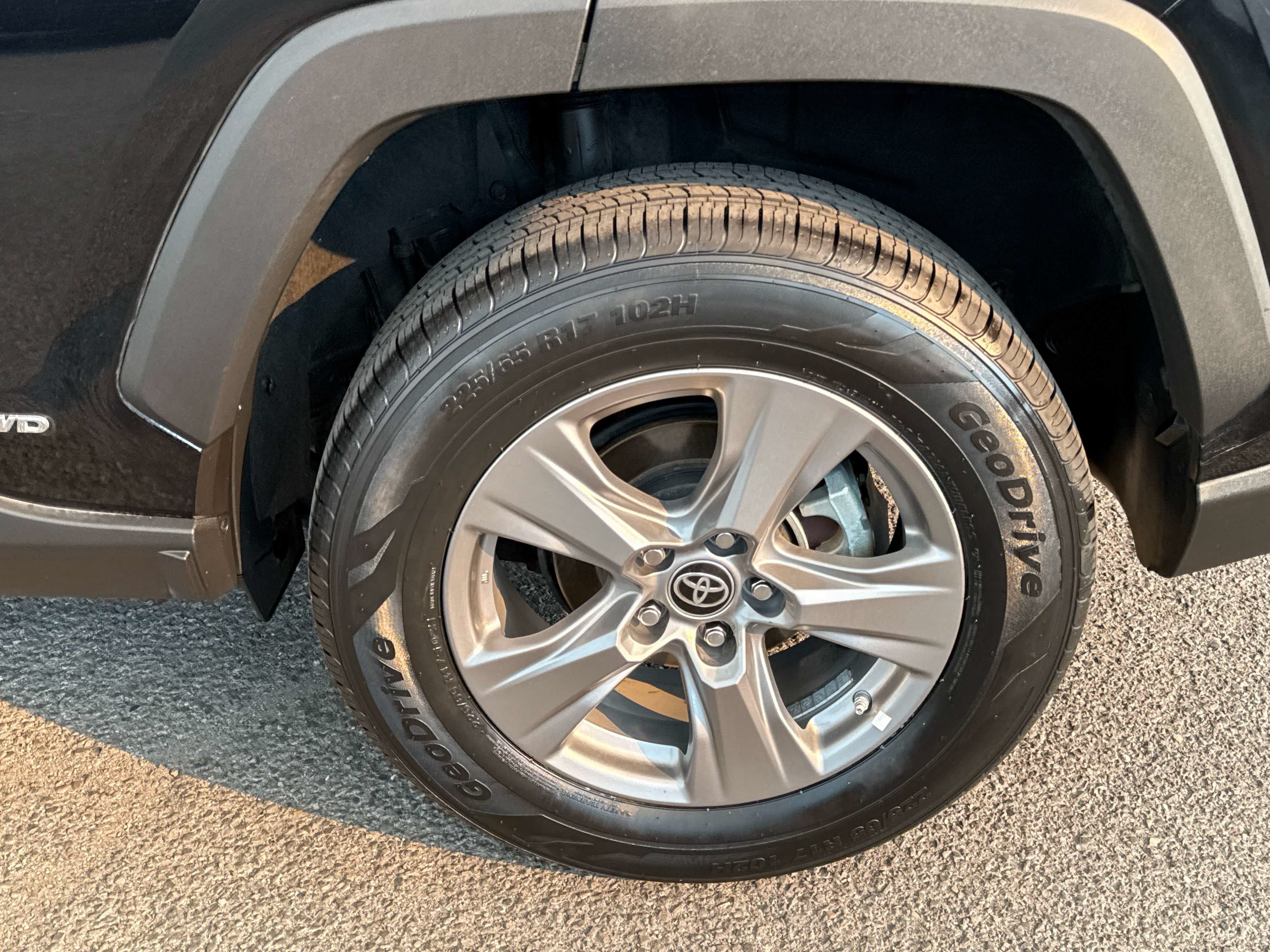 2023 Toyota RAV4 Hybrid Hybrid LE