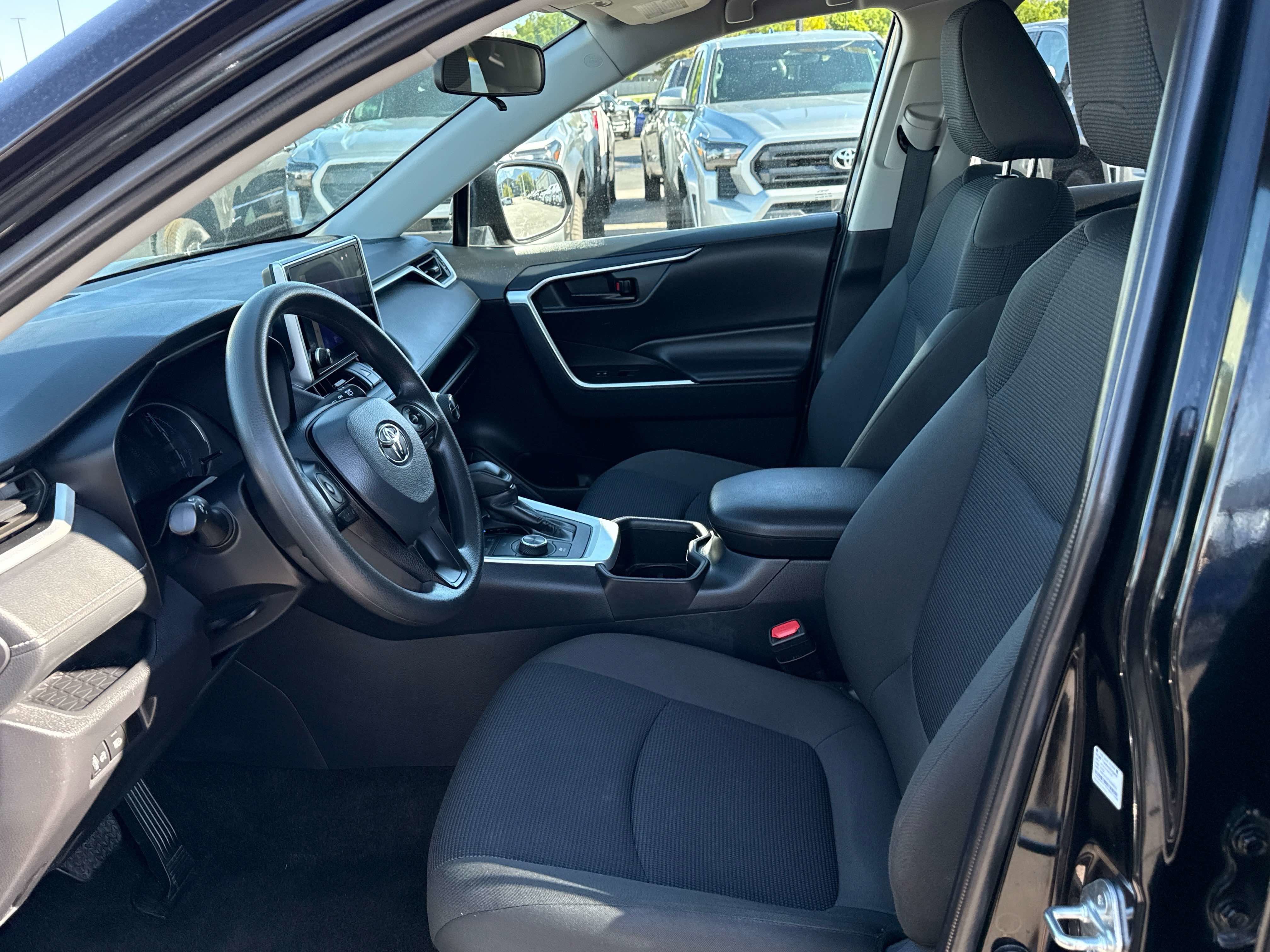 2025 Toyota RAV4 HYBRID Hybrid LE