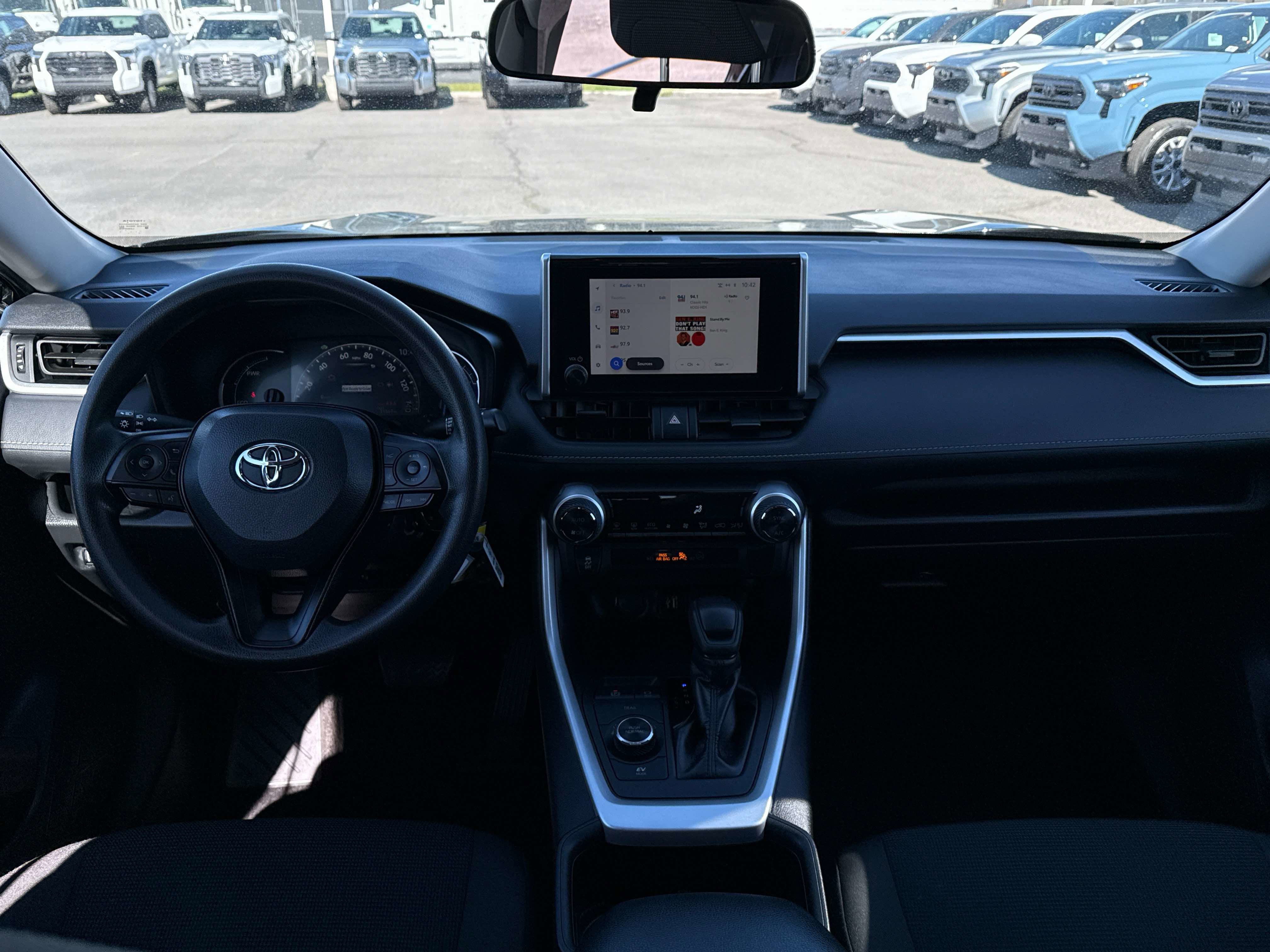 2025 Toyota RAV4 HYBRID Hybrid LE
