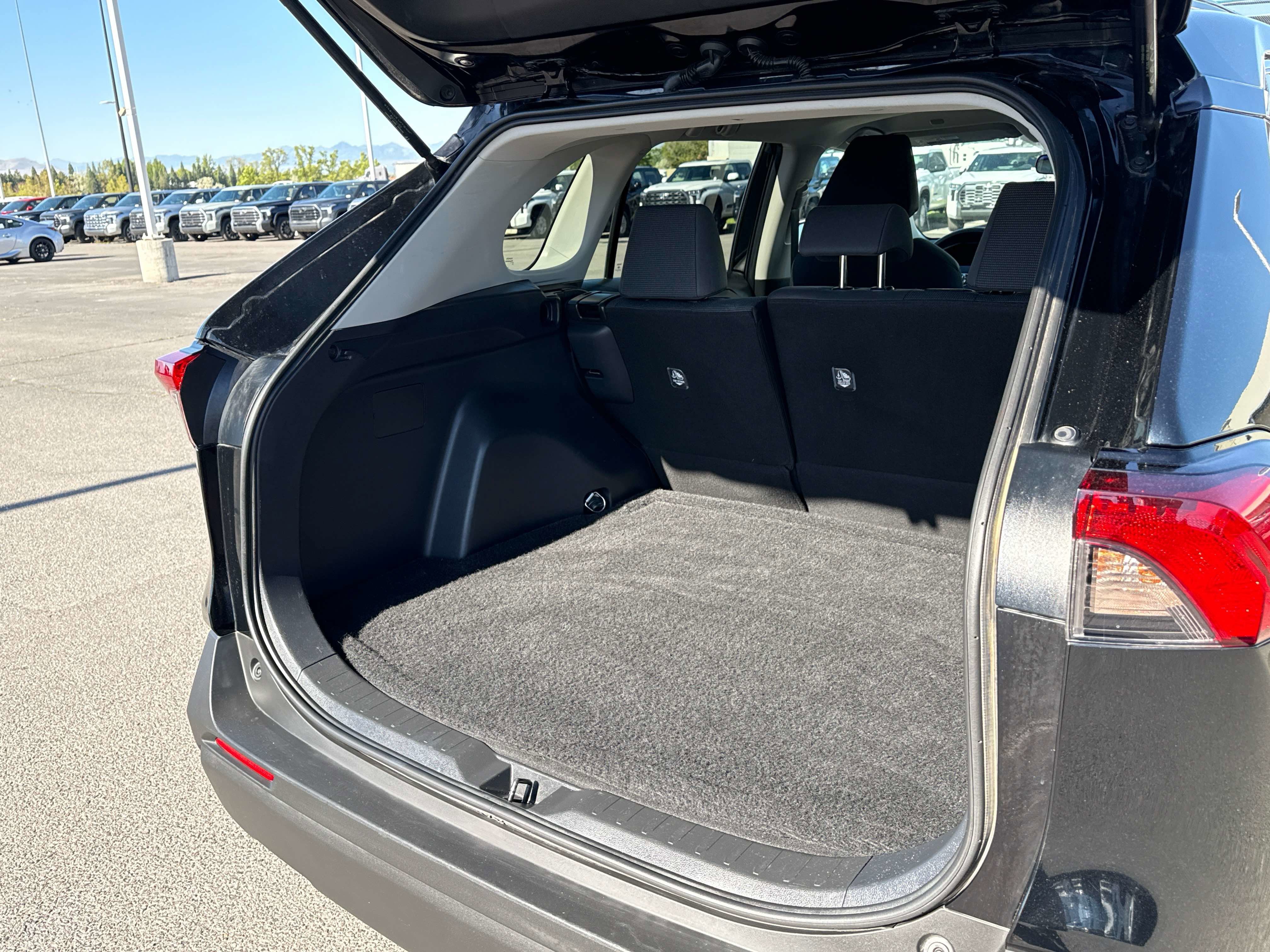 2025 Toyota RAV4 HYBRID Hybrid LE