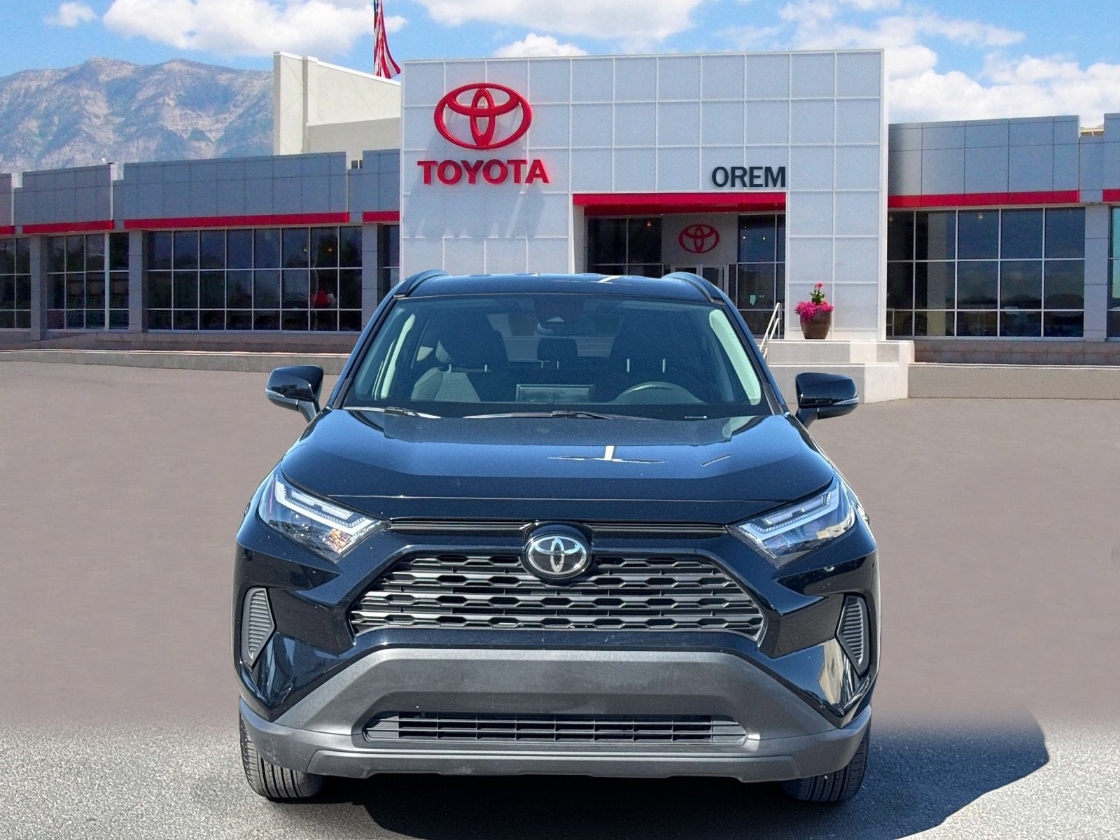 2025 Toyota RAV4 HYBRID Hybrid LE