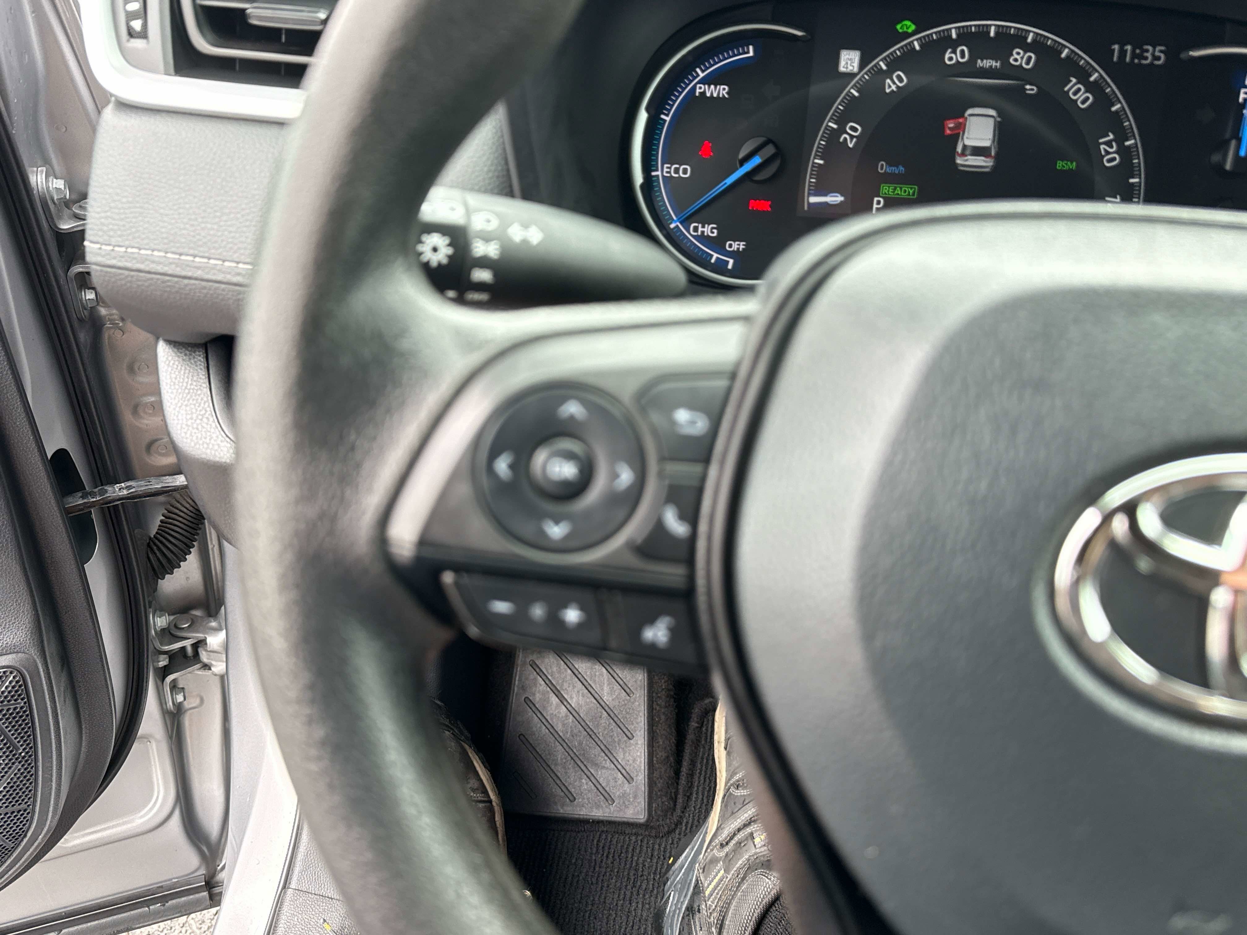 2025 Toyota RAV4 HYBRID Hybrid LE