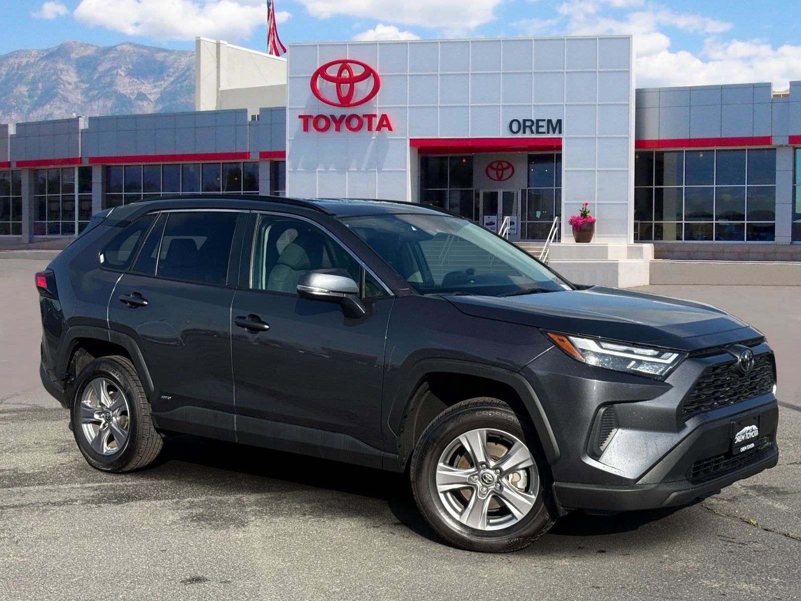 2025 Toyota RAV4 HYBRID Hybrid LE