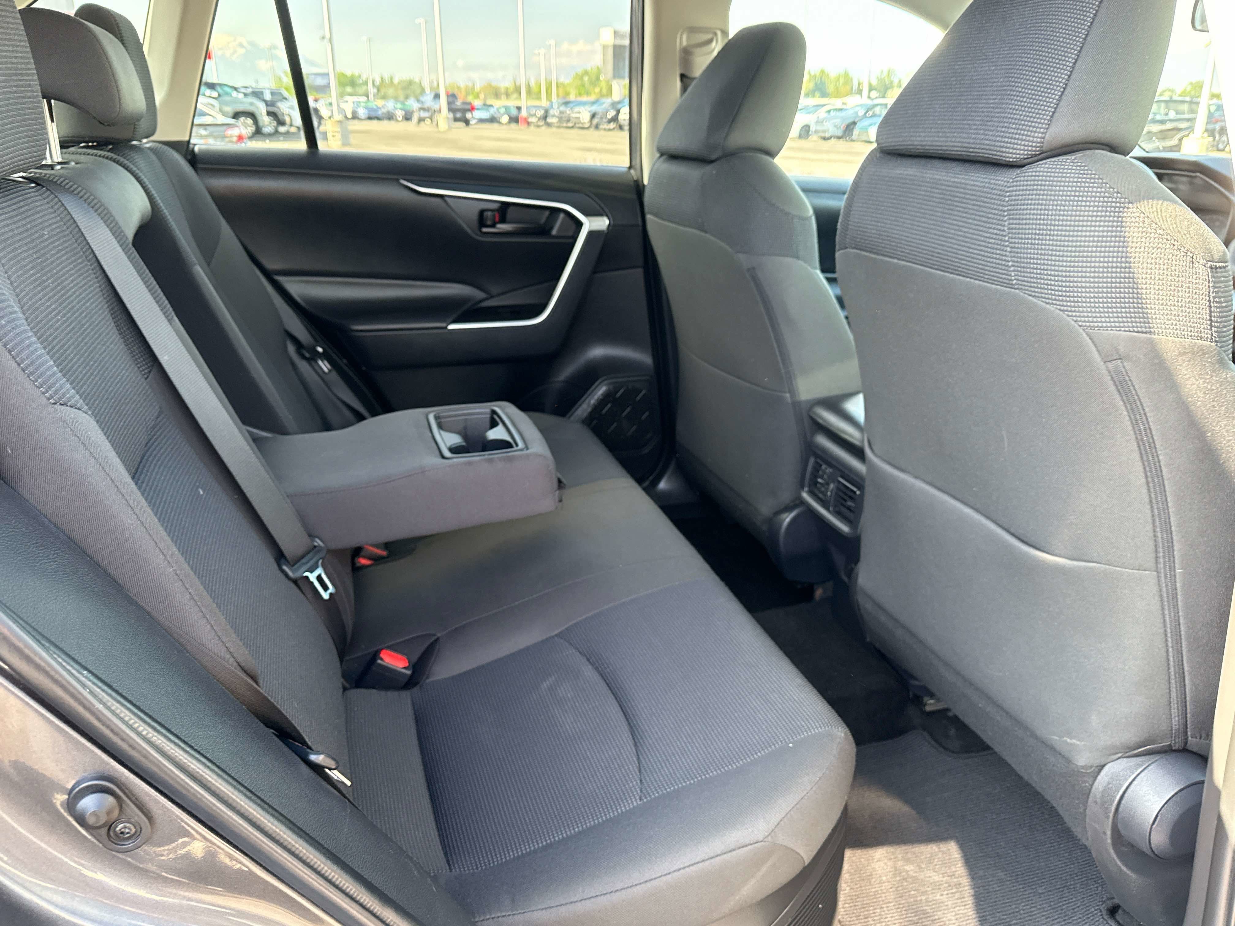 2025 Toyota RAV4 HYBRID Hybrid LE