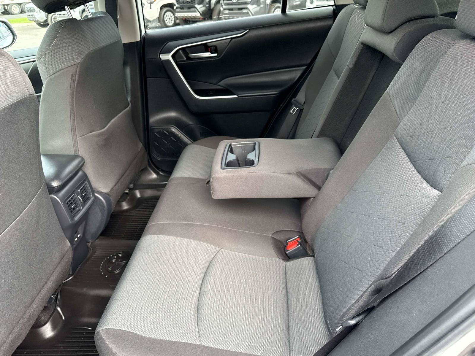 2025 Toyota RAV4 Hybrid Hybrid XLE
