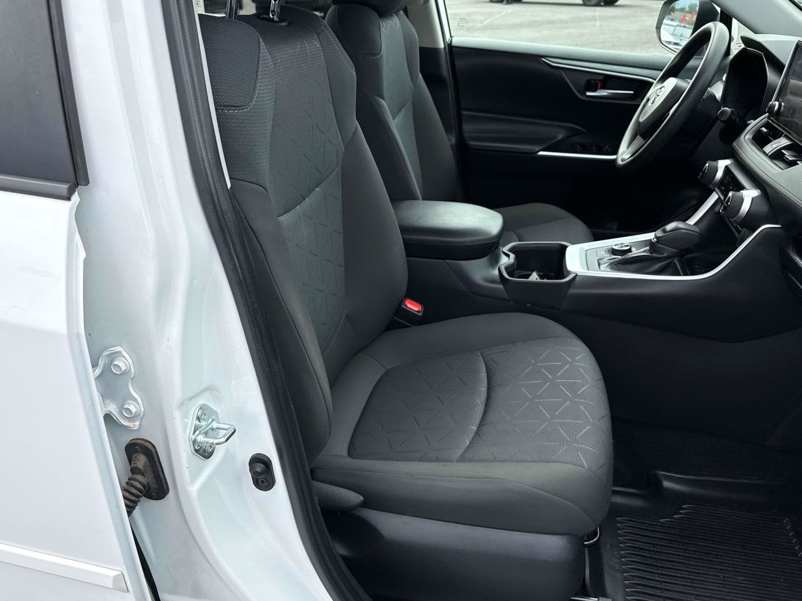 2025 Toyota RAV4 Hybrid Hybrid XLE