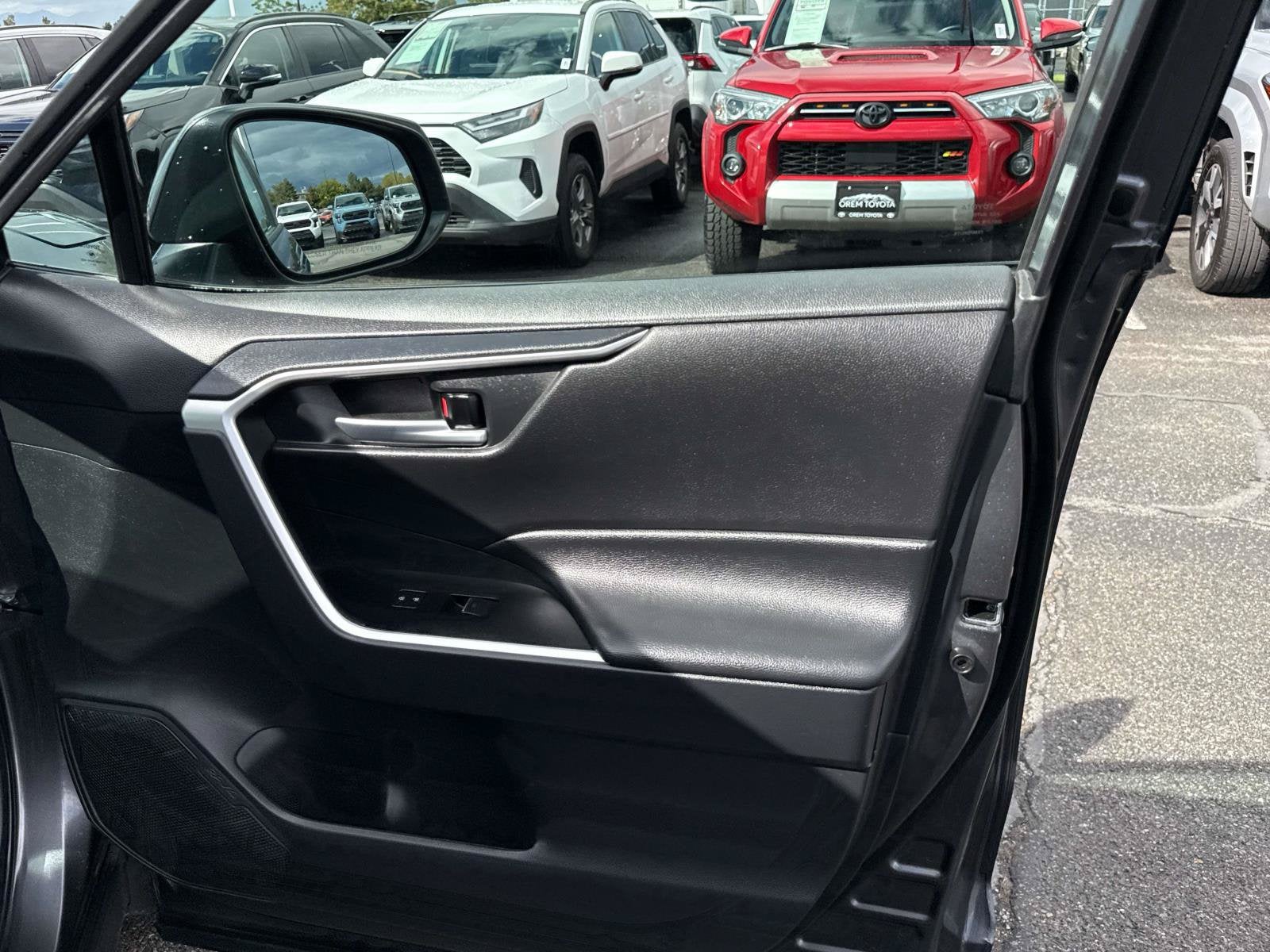 2025 Toyota RAV4 Hybrid Hybrid XLE