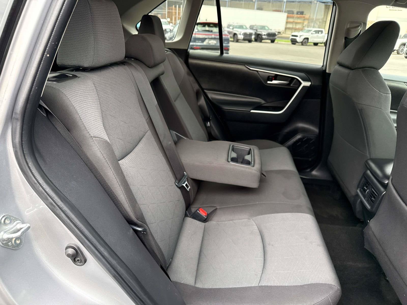 2025 Toyota RAV4 Hybrid Hybrid XLE