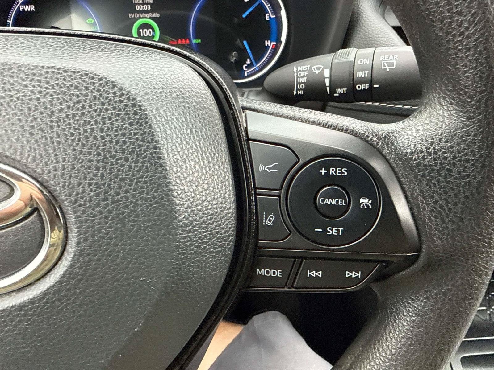 2025 Toyota RAV4 Hybrid Hybrid XLE