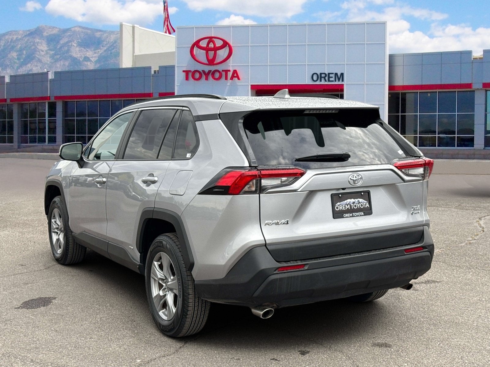 2025 Toyota RAV4 Hybrid Hybrid XLE