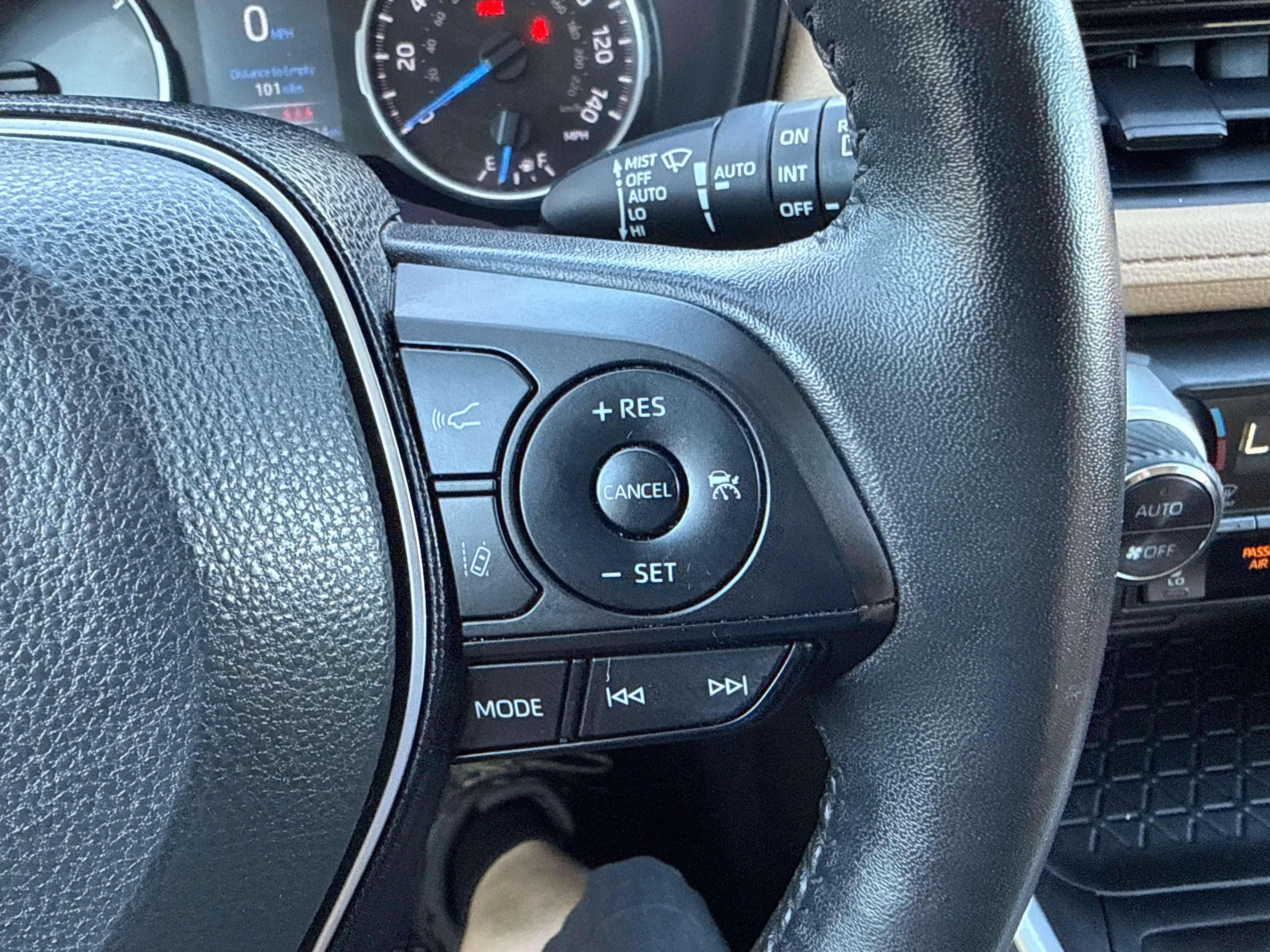 2022 Toyota RAV4 Hybrid Hybrid XLE