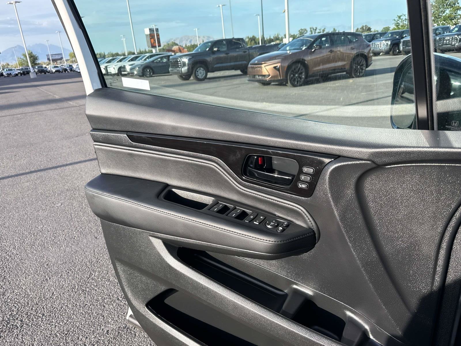 2025 Honda Odyssey Elite