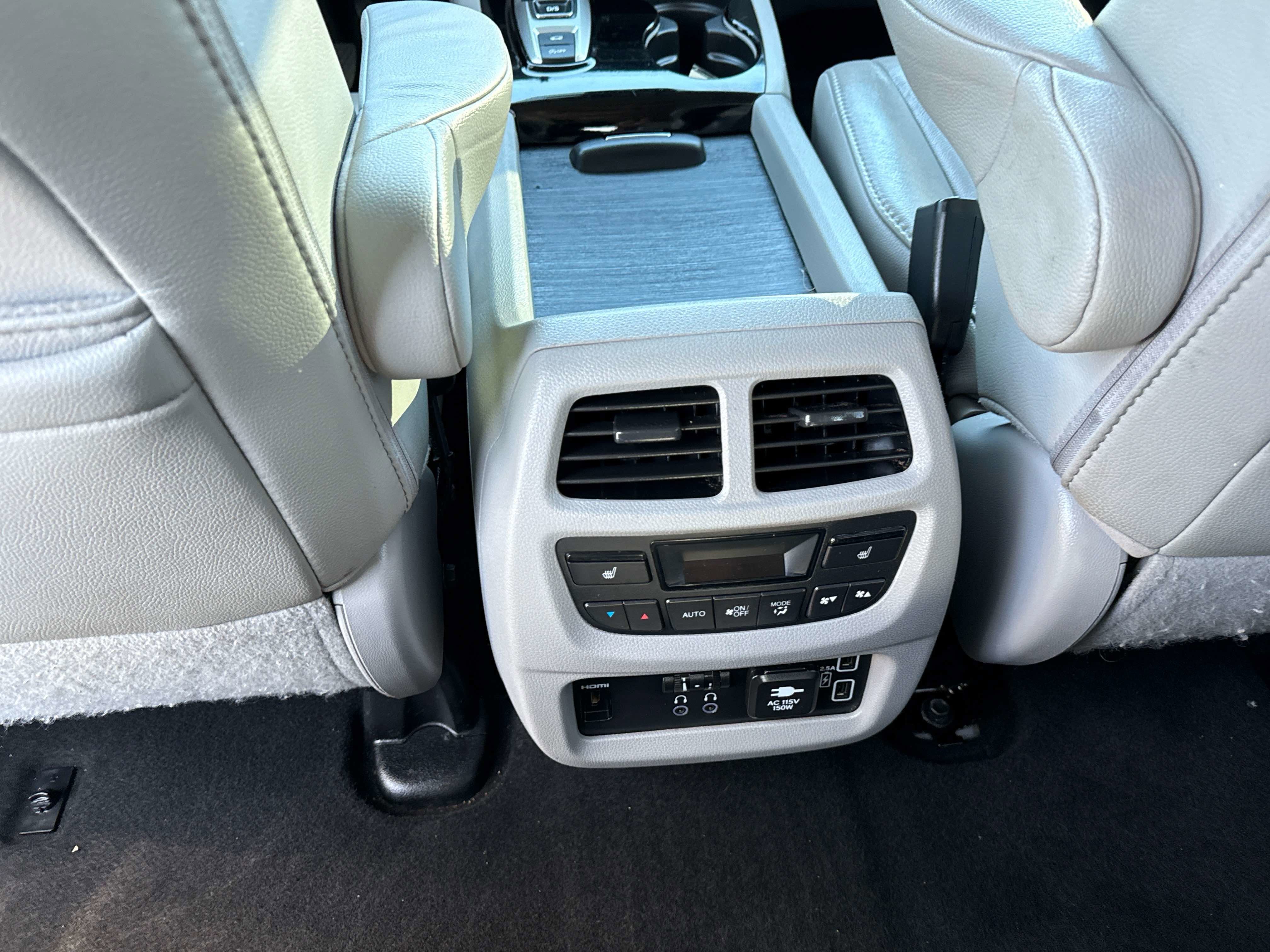 2021 Honda Pilot Touring 7-Passenger