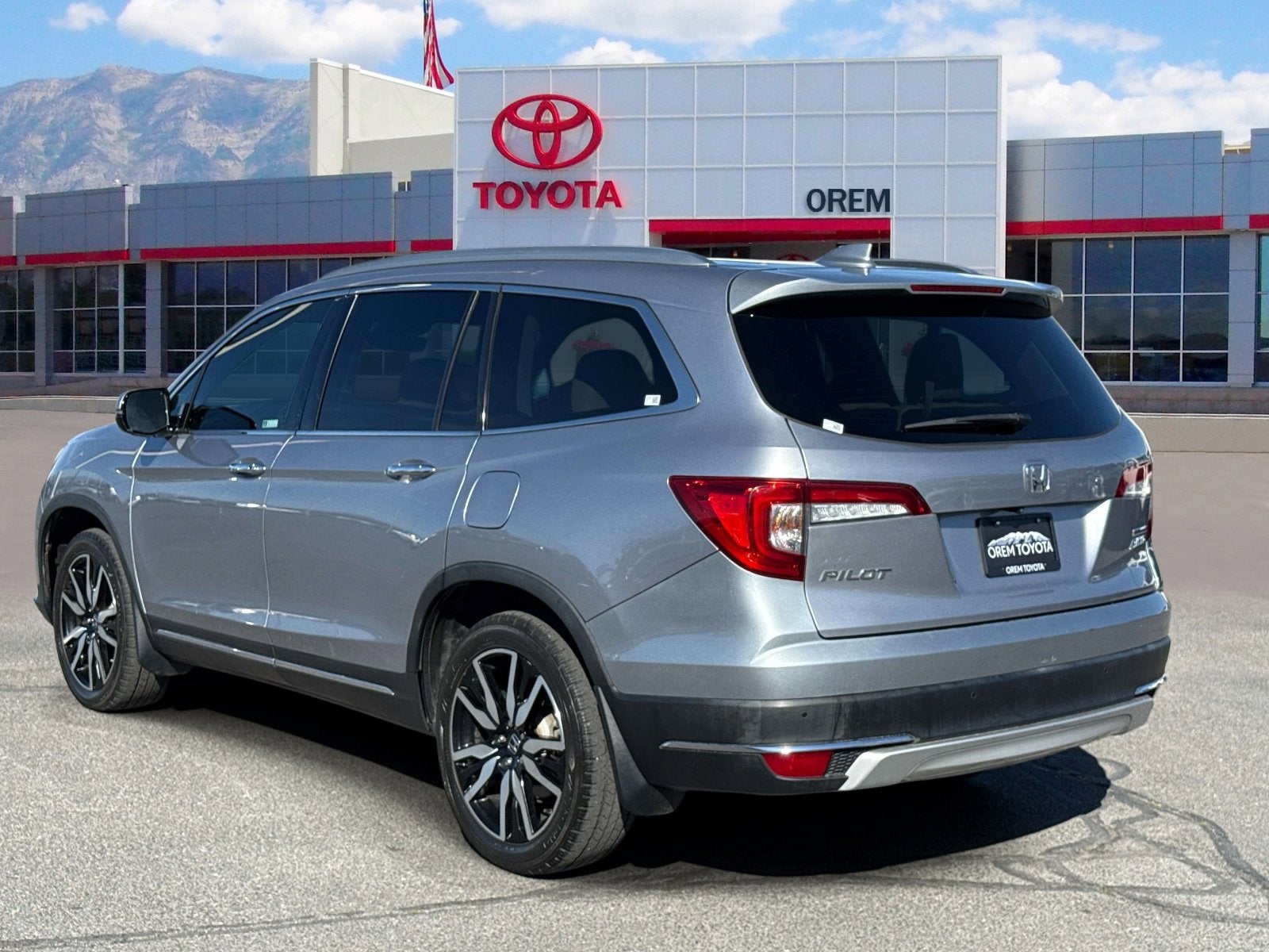 2021 Honda Pilot Touring 7-Passenger