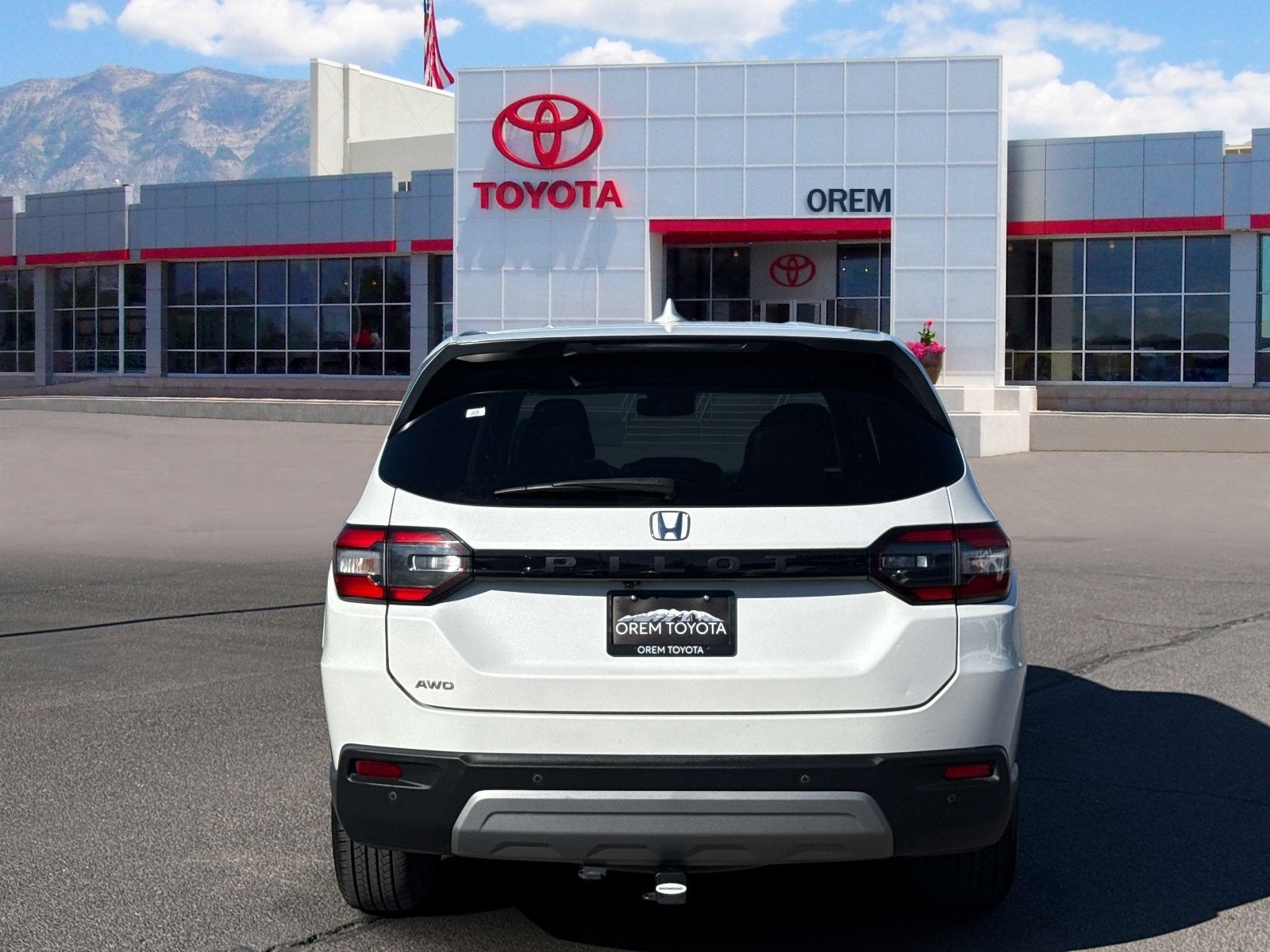2023 Honda Pilot EX-L 8 Passenger