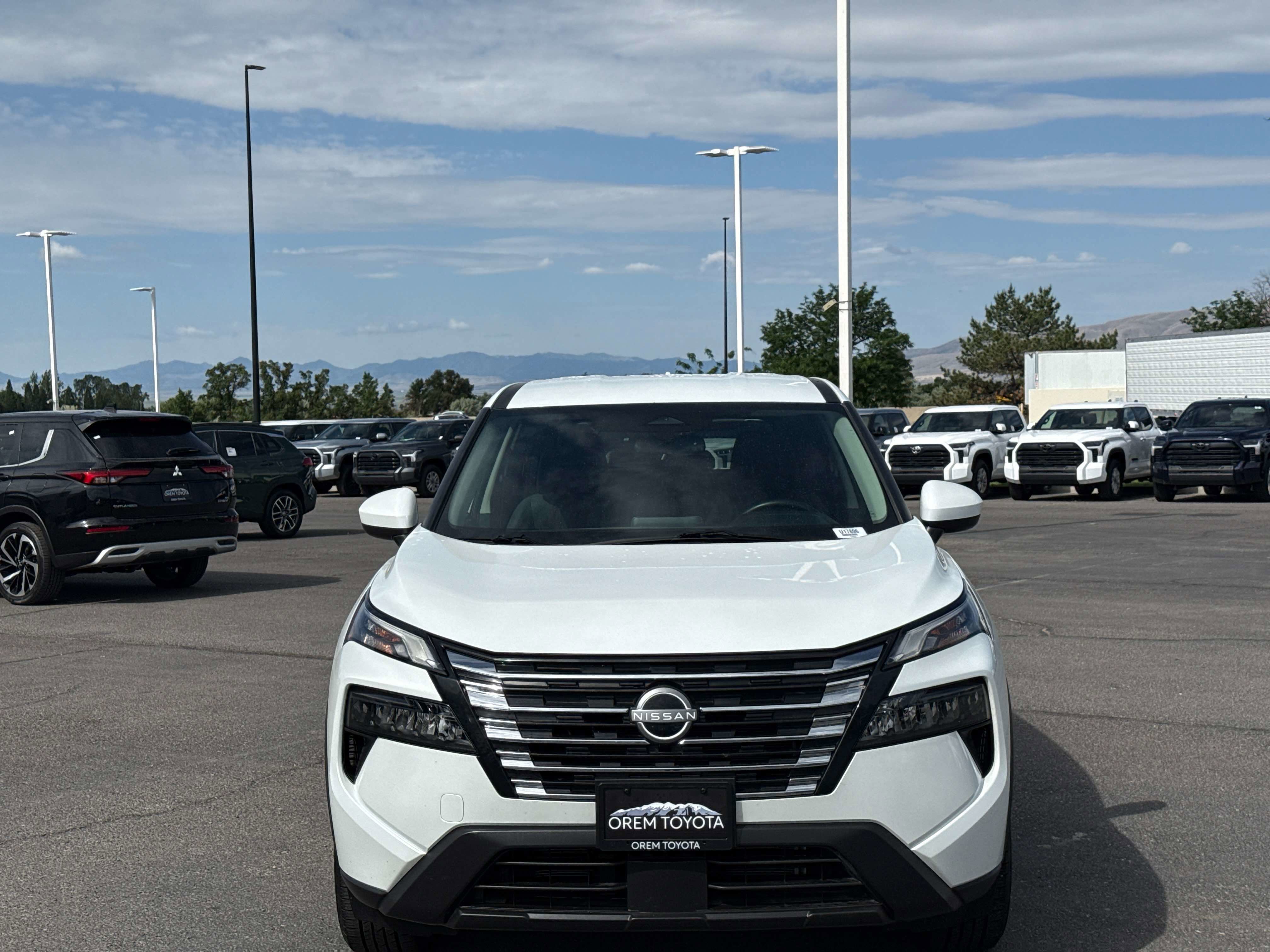 2025 Nissan Rogue SV