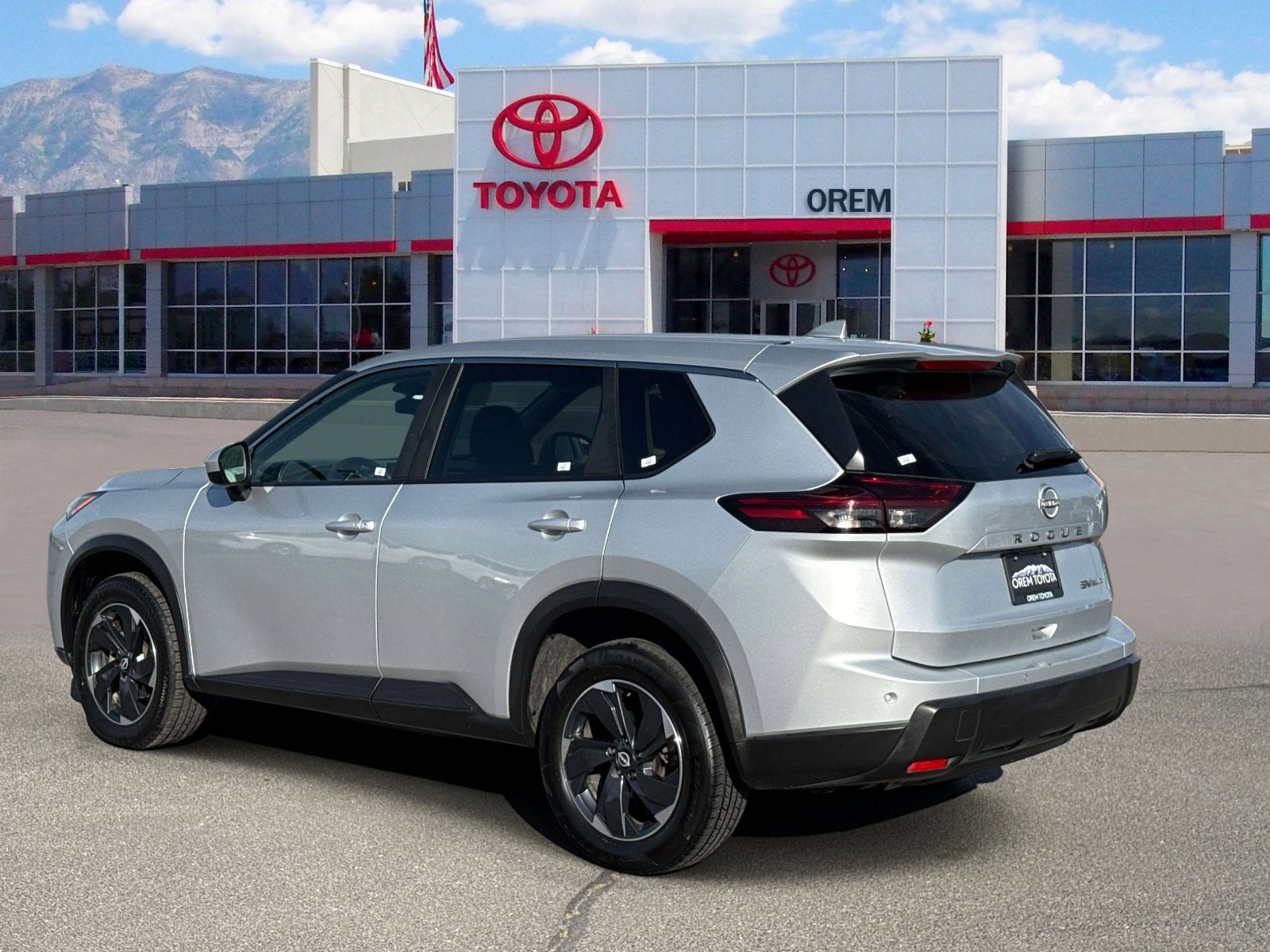2024 Nissan Rogue SV