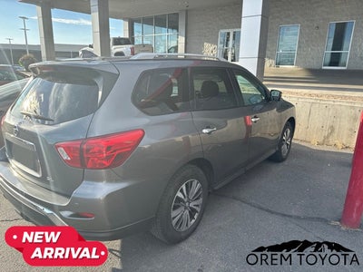2019 Nissan Pathfinder SL