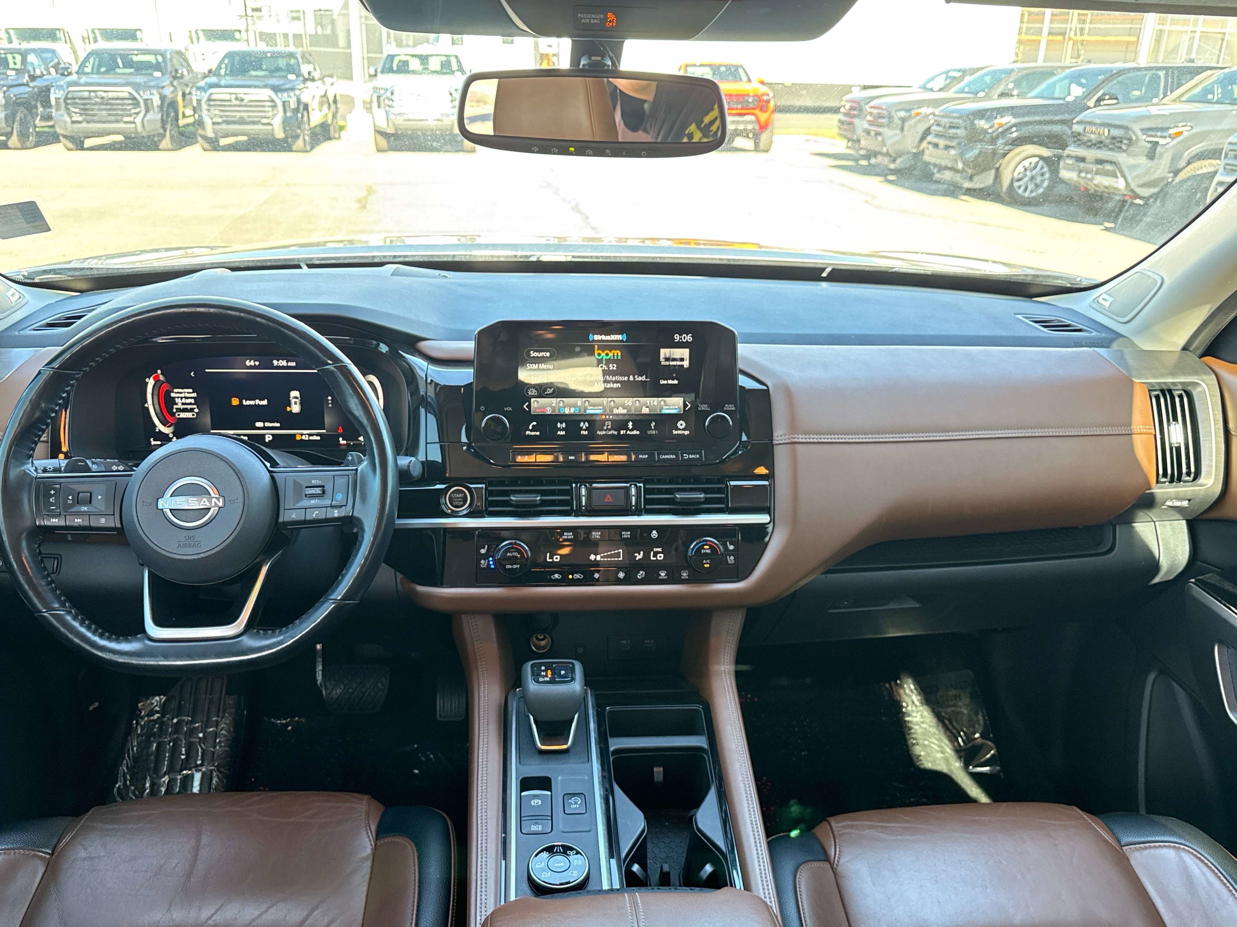 2022 Nissan Pathfinder Platinum