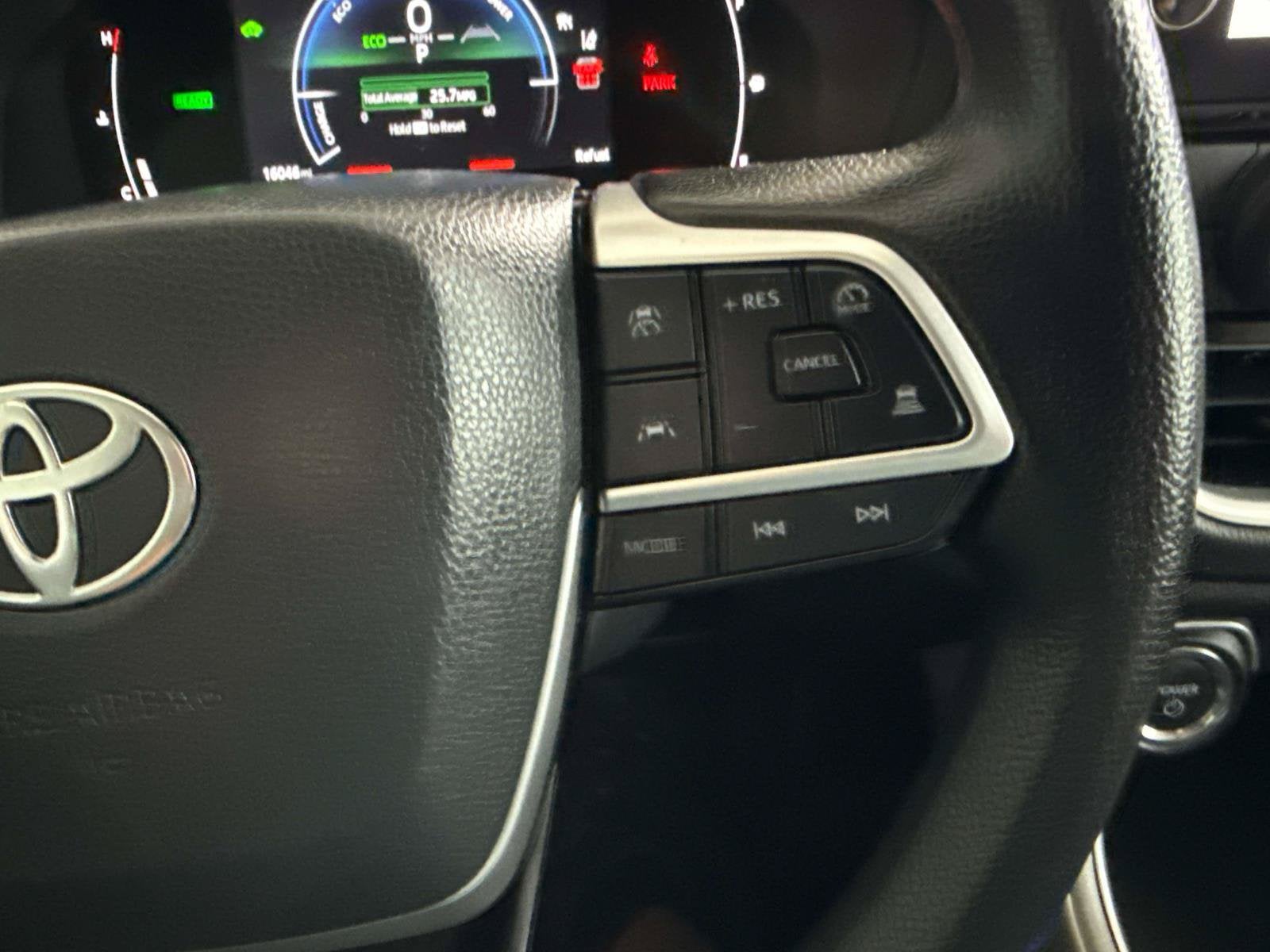 2025 Toyota Grand Highlander Hybrid Hybrid LE