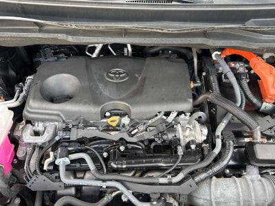 2024 Toyota Sienna LE